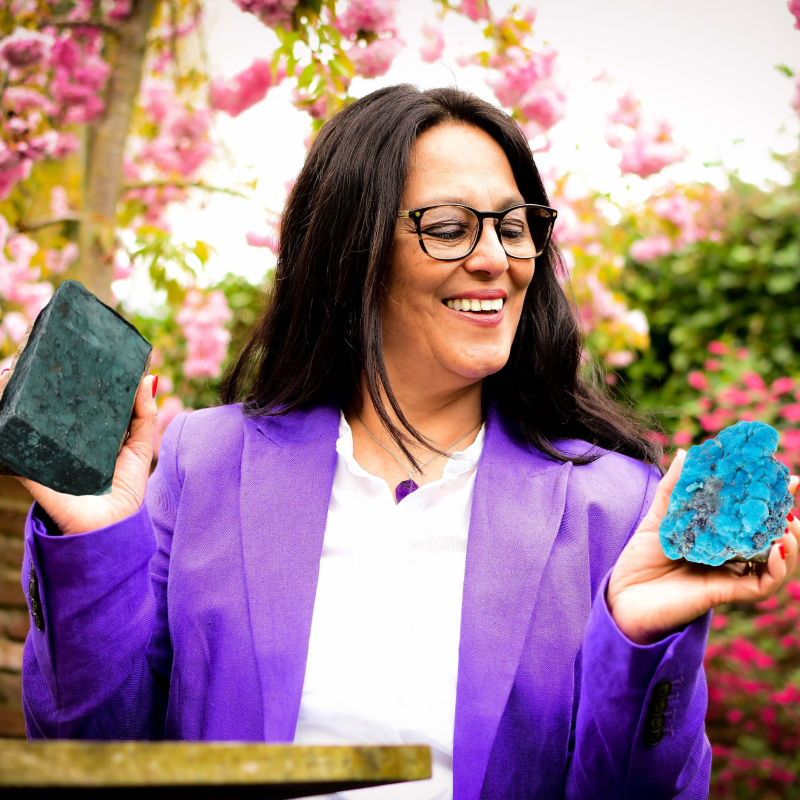 Namaak of echt turkoois Laetitia Ruchtie edelstenen expert