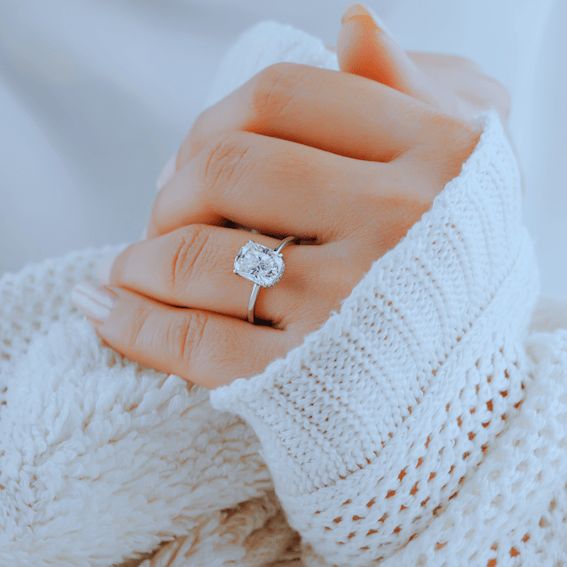 Fabrieksdiamant of natuurlijke diamant Laetitia Ruchtie edelstenen expert